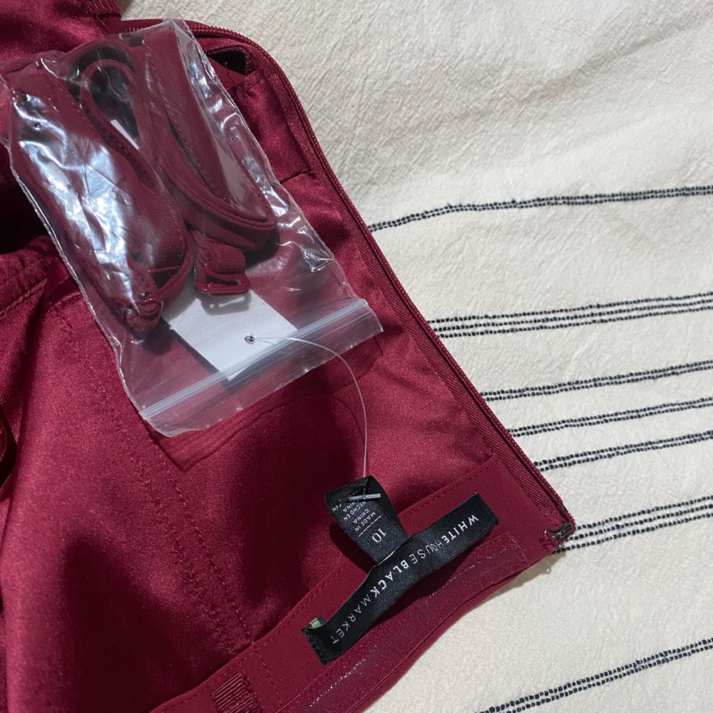 Brand new jumpsuit with tags..... too big for me